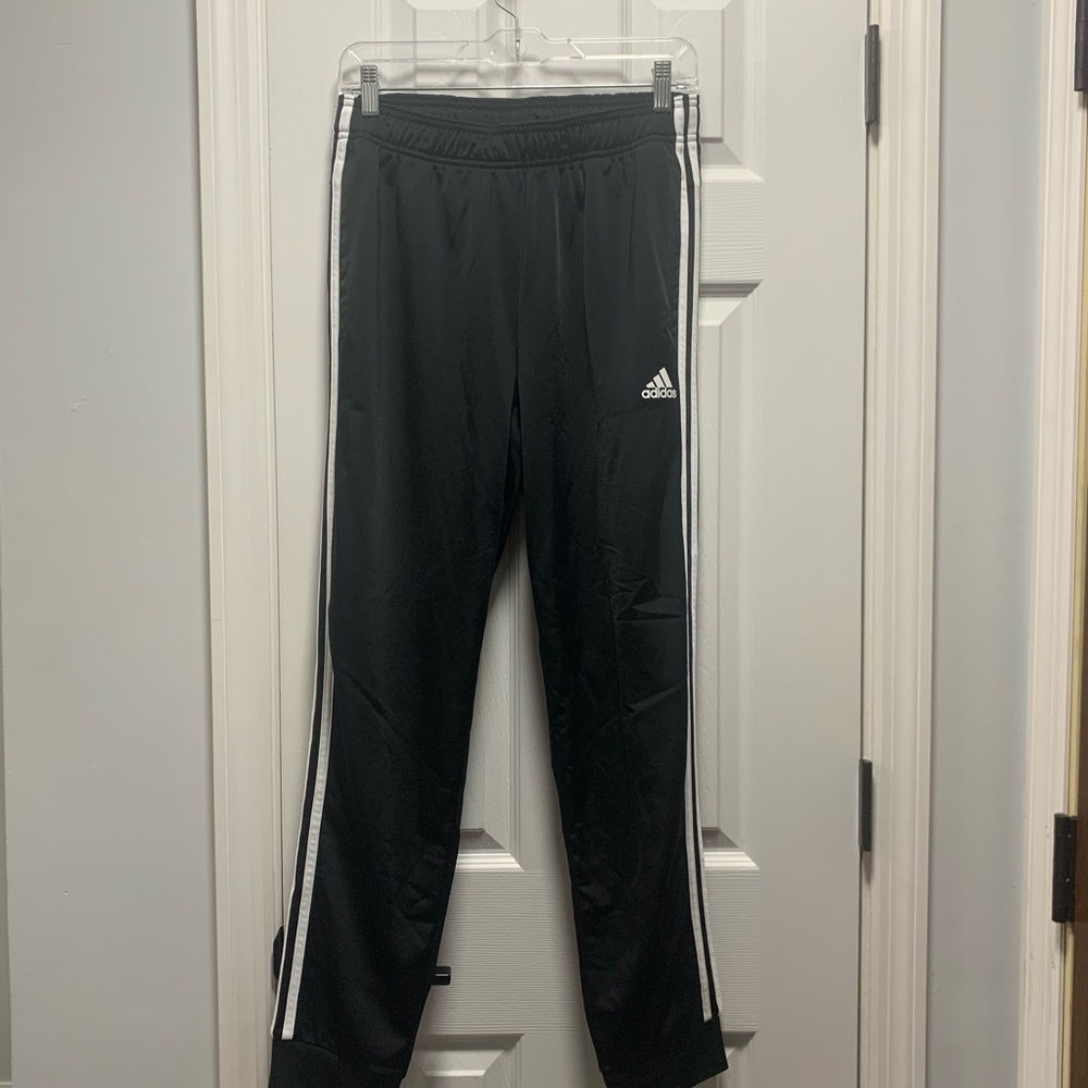 Adidas size M